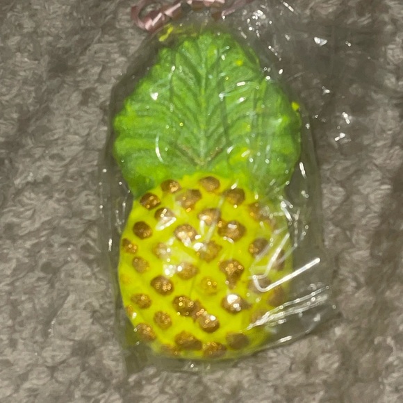 Homemade all natural bath bombs 10 - Picture 2 of 11